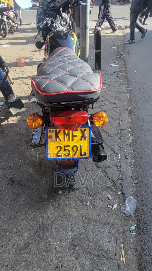 Bajaj Boxer 150 UG 2023 Black - thumbnail 2