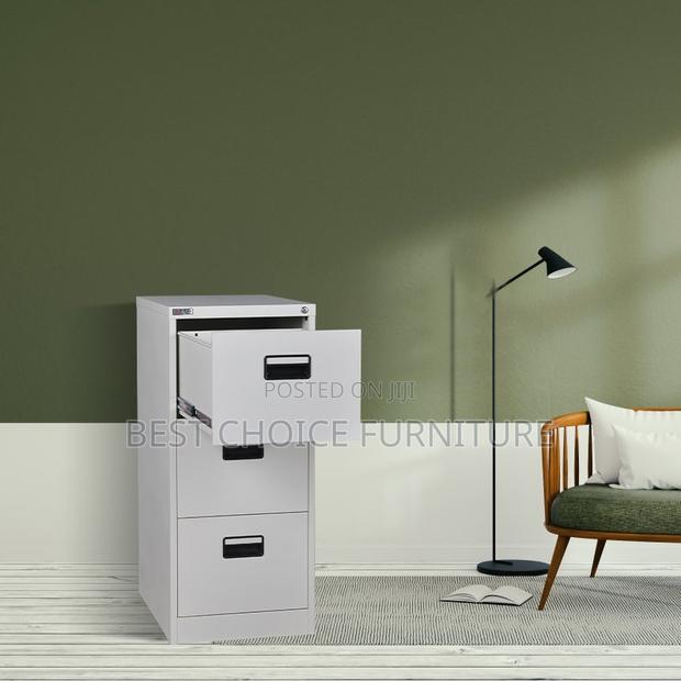 Office Cabinets; 3-Drawer Steel Office Cabinet for Secure Storage - thumbnail 9