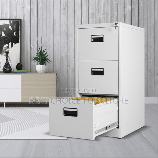 Office Cabinets; 3-Drawer Steel Office Cabinet for Secure Storage - thumbnail 10