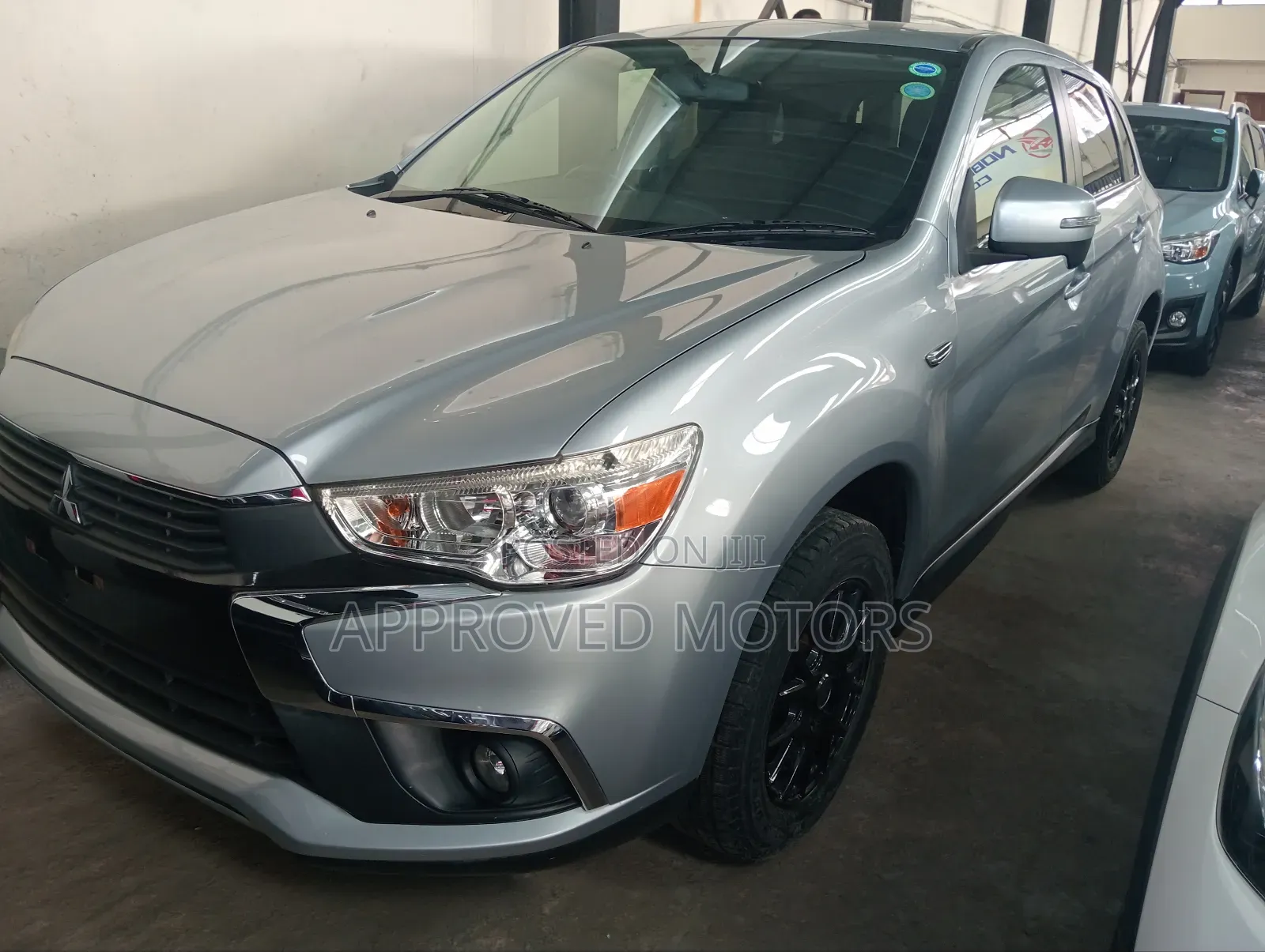 Mitsubishi RVR 2019 Silver