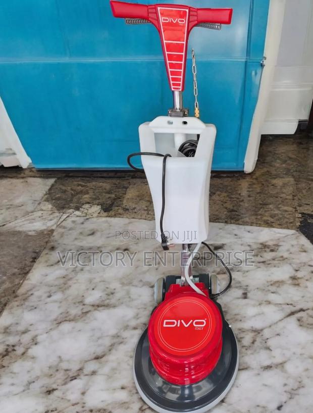 Floor Scrubber Machine