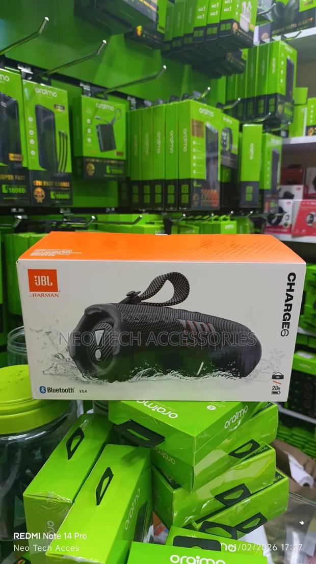 JBL Charge 6 | Portable Waterproof and Drop-Proof Bluetooth Speaker - main view