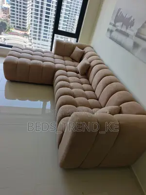 Entertaining Bold 6 Seater Bubble L Seat