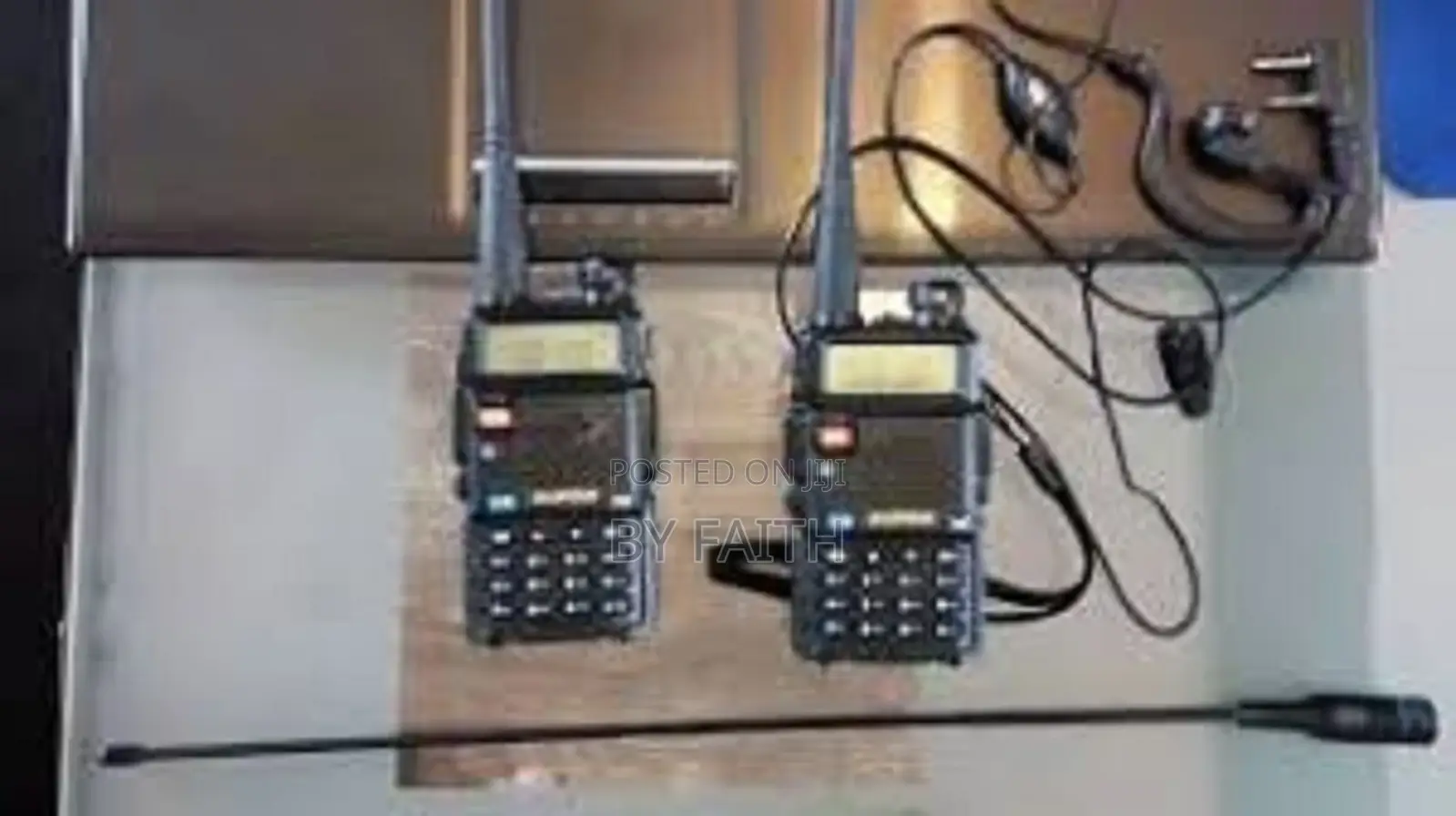 Quality Baofeng Uv-5r Original Handheld Dual-Band VHF Uhf Radio 5w