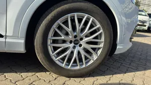 Audi Q7 2019 White