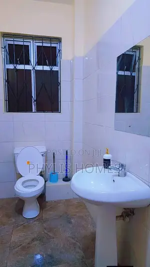 Stylish Cozy One Bedroom Air BNB in South B