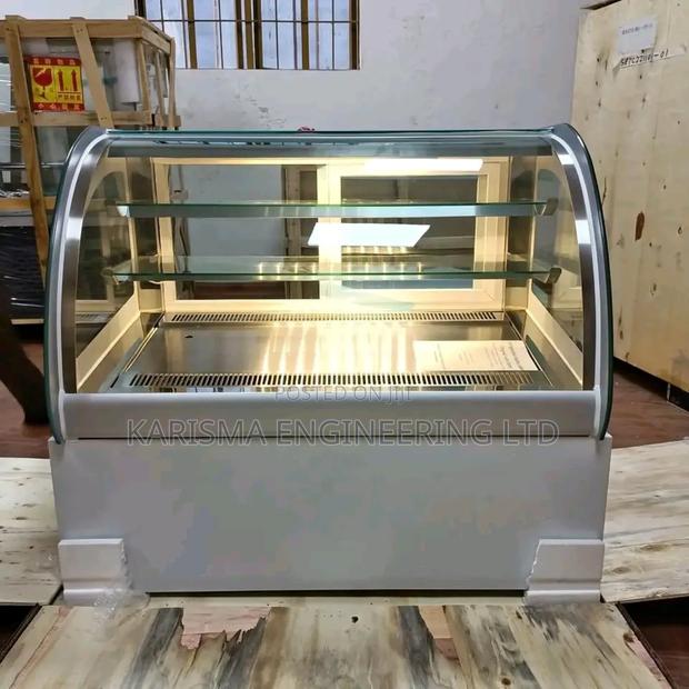 Imported Cake Display - main view