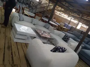 6 Seater Modern Classy Couch 3,2,1