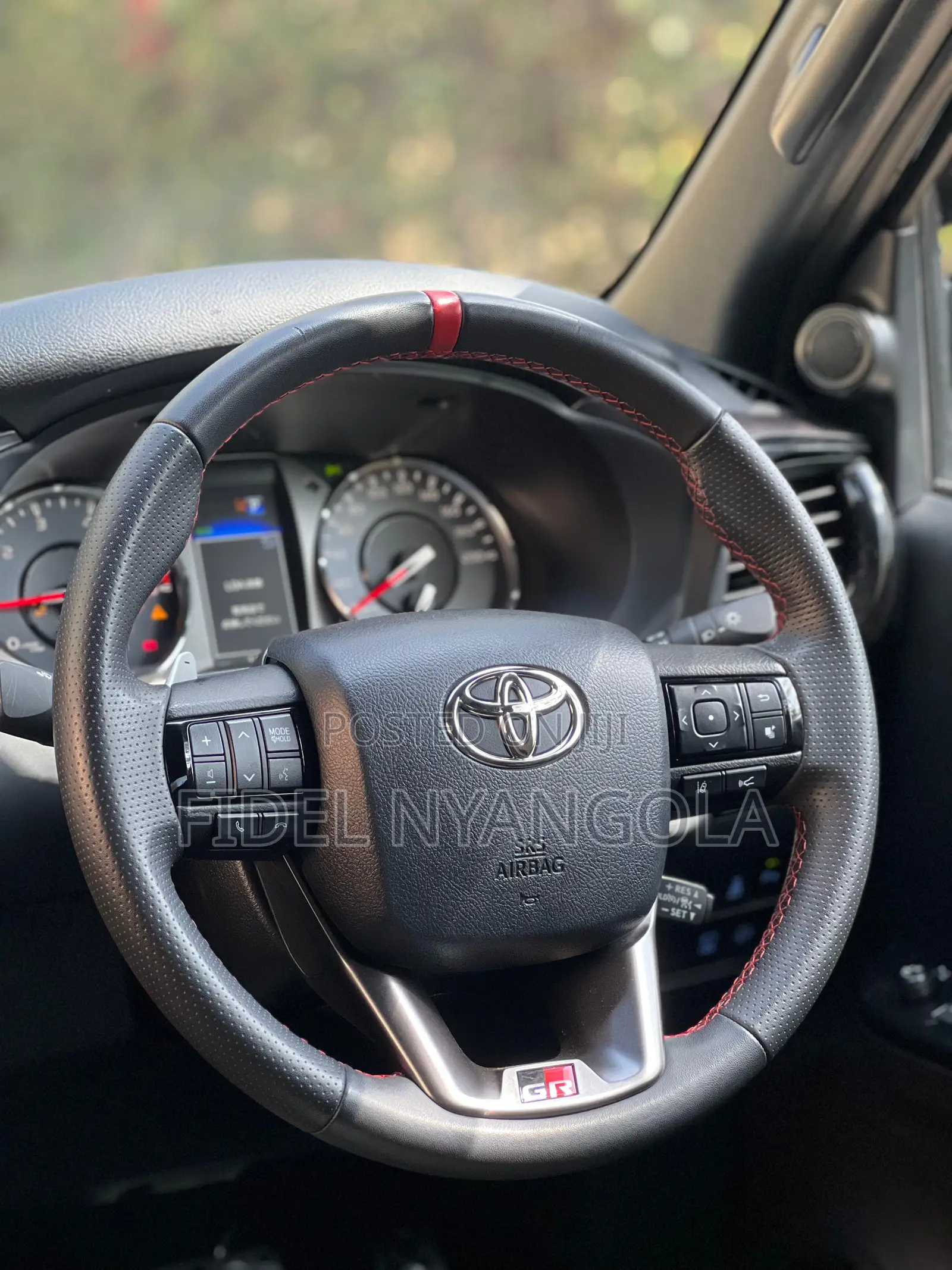 Toyota Hilux 2.4 Diesel 2020 Black