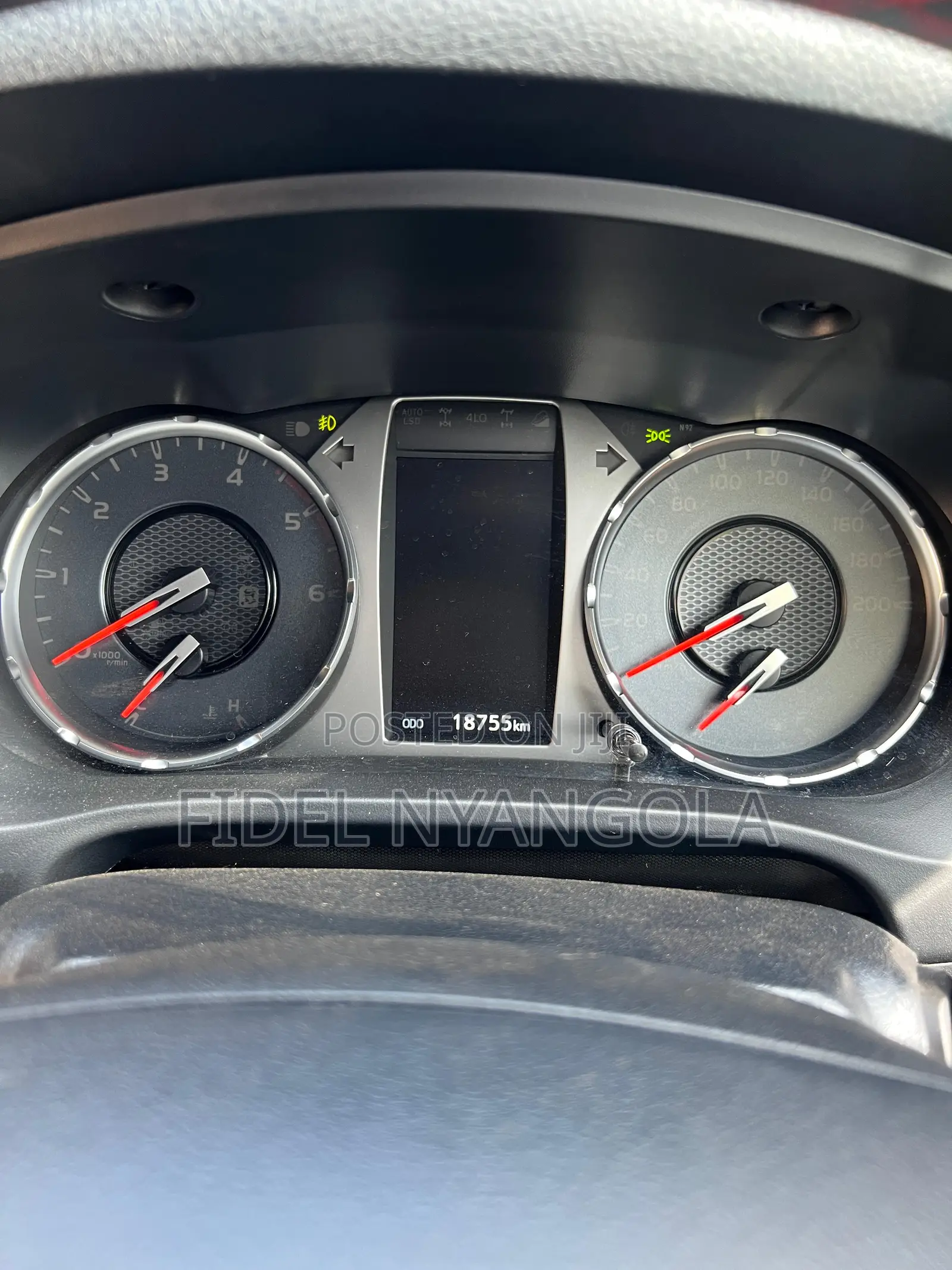 Toyota Hilux 2.4 Diesel 2020 Black