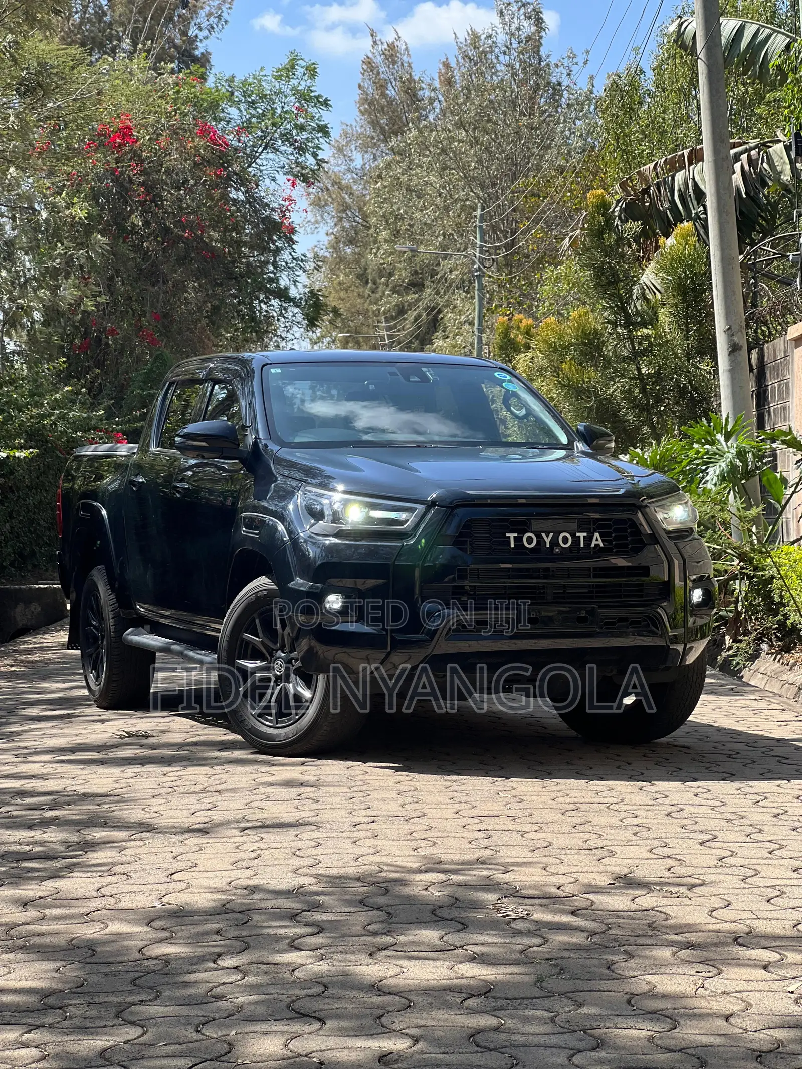 Toyota Hilux 2.4 Diesel 2020 Black