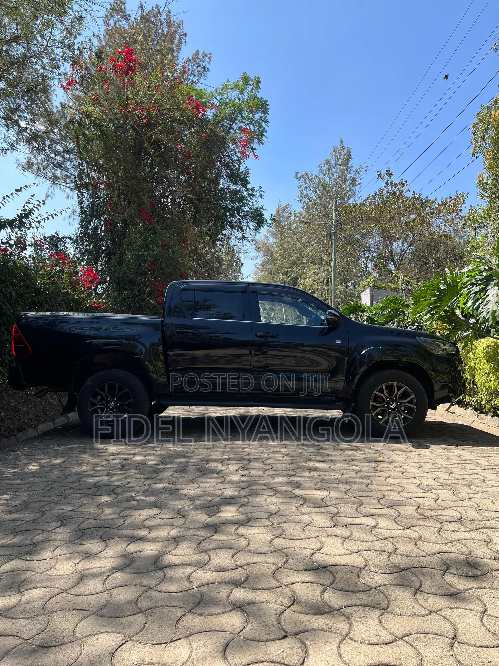 Toyota Hilux 2.4 Diesel 2020 Black