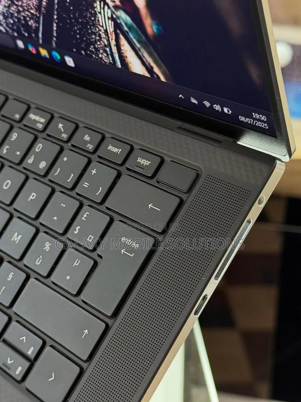 Laptop Dell XPS 15 9530 16GB Intel Core I7 SSD 256GB - thumbnail 3