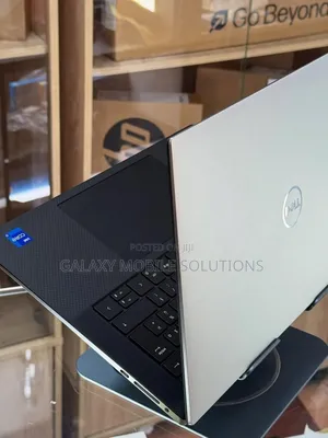 Laptop Dell XPS 15 9530 16GB Intel Core I7 SSD 256GB