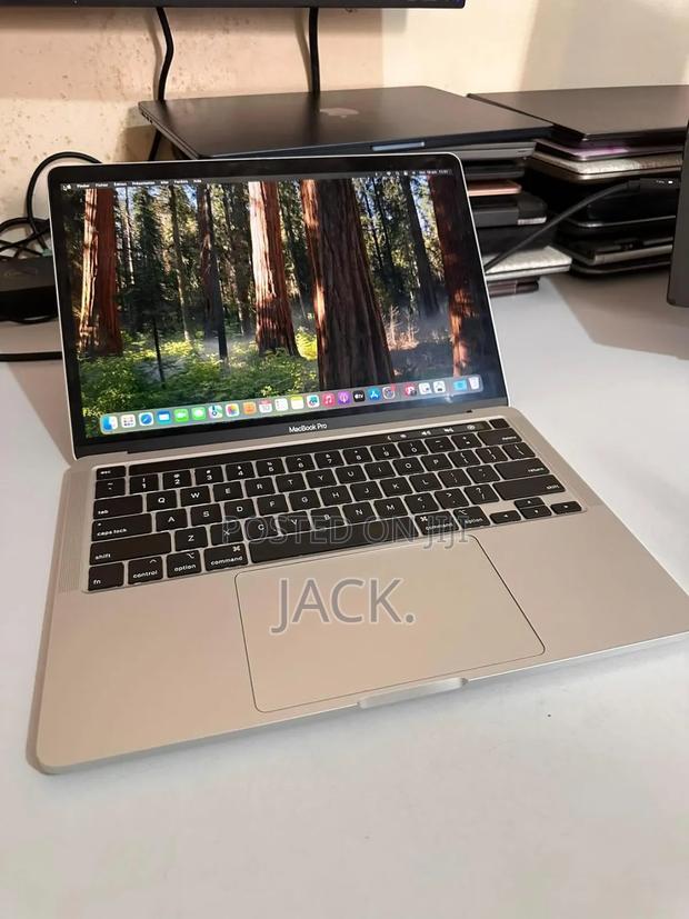 Laptop Apple MacBook Pro 2019 16GB Intel Core i7 SSD 512GB - thumbnail 2