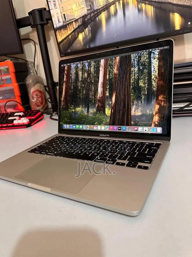 Laptop Apple MacBook Pro 2019 16GB Intel Core i7 SSD 512GB - thumbnail 3