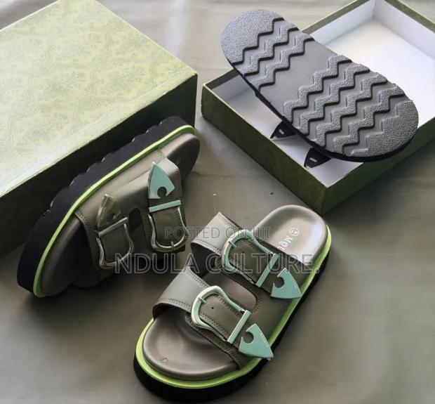 Alagzi Sandals - thumbnail 2