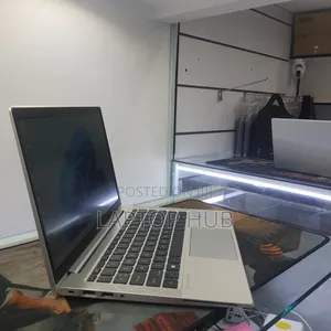 Laptop HP EliteBook 830 G7 16GB Intel Core I7 SSD 512GB