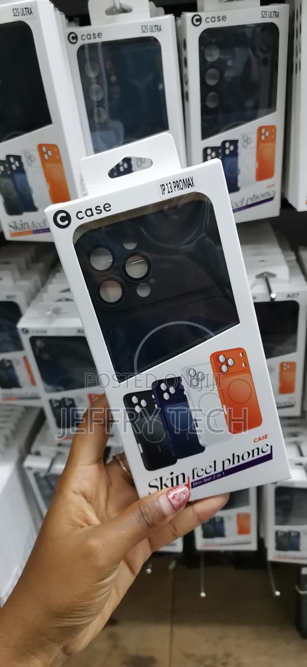 Roter Magsafe Tpu Back Case for iPhone 13 Pro Max -Black - thumbnail 3