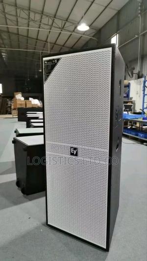 Ev Full Range Double 15′′ Speakers - main view
