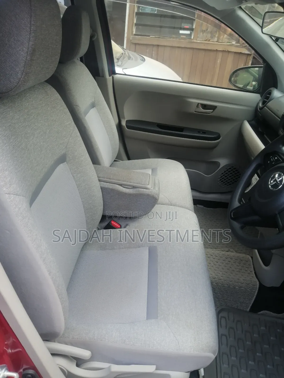 Toyota Passo 1.0 FWD 2018 Maroon