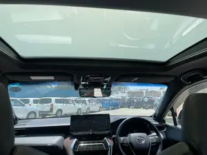 Toyota Harrier 2.0 2020 Red