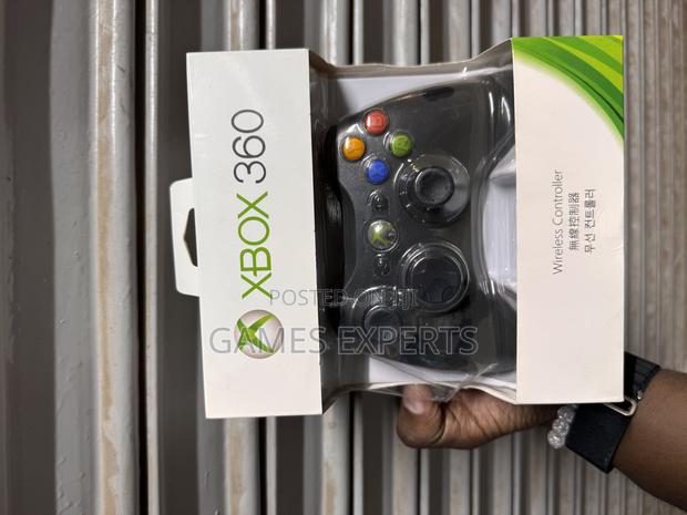 Xbox 360 Wireless Pad - main view