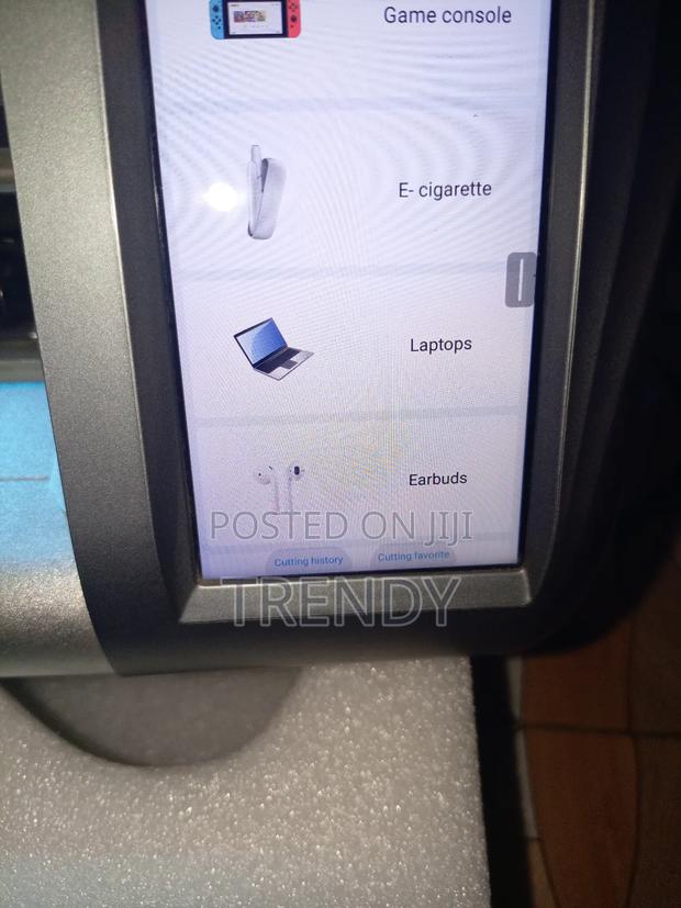 Screen Protector+Phone Skin Cutting Machine - thumbnail 4