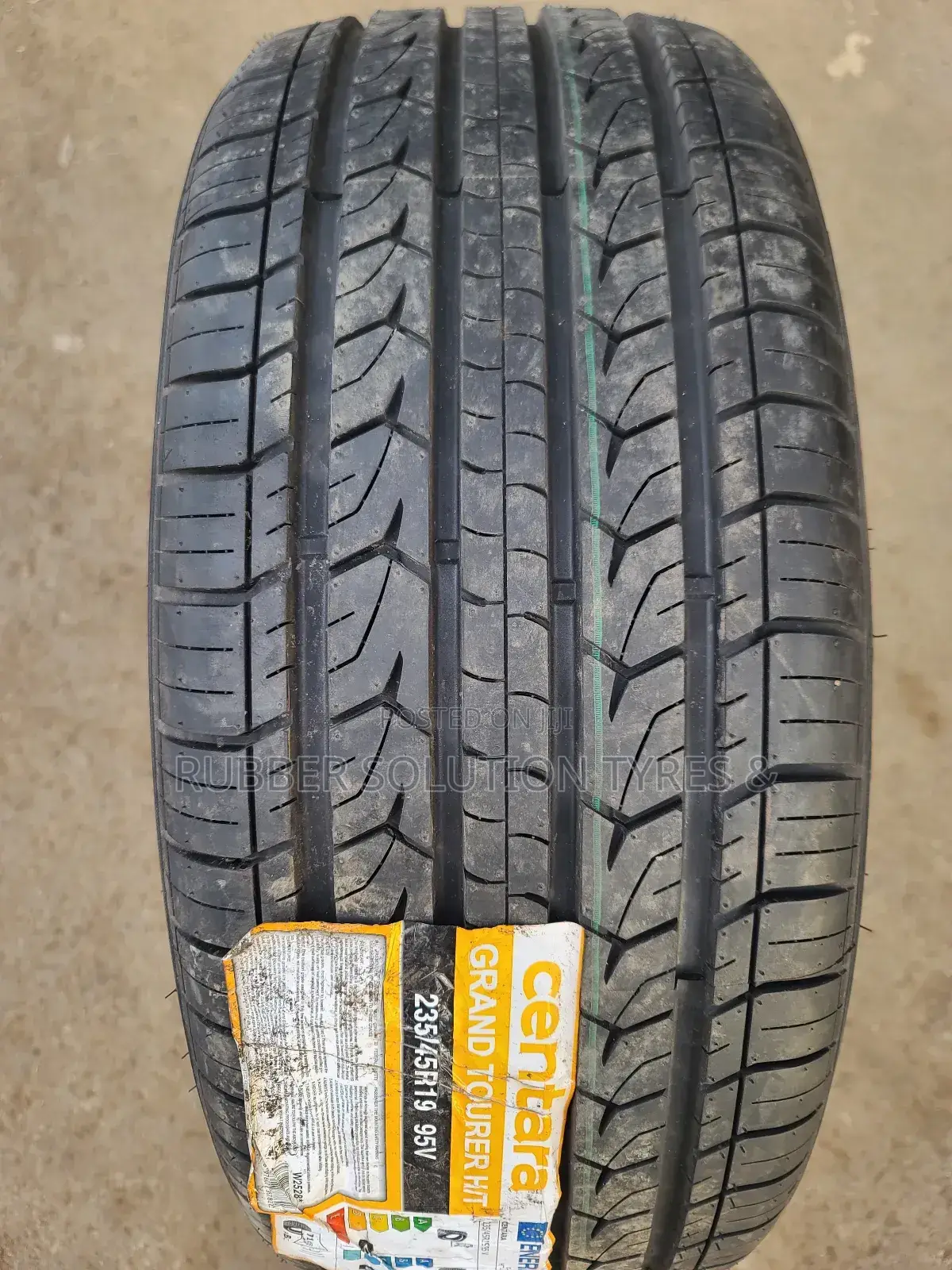 235/45r19 Centara Tires 95v Grand Tourer H/T