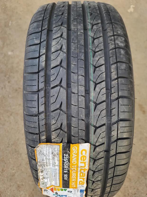 235/45r19 Centara Tires 95v Grand Tourer H/T