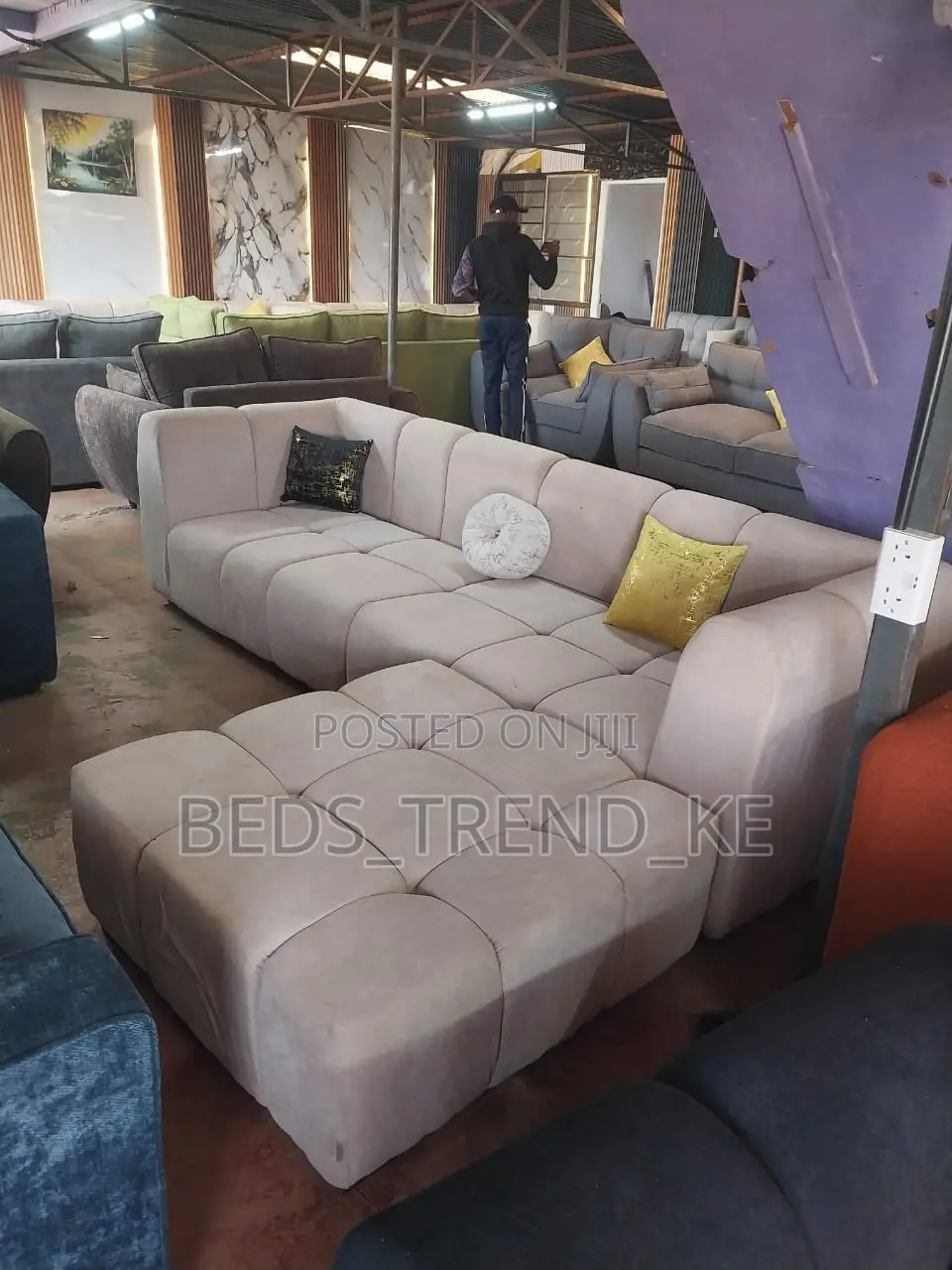 Classy Lounging 6 Seater Bubble L Seat