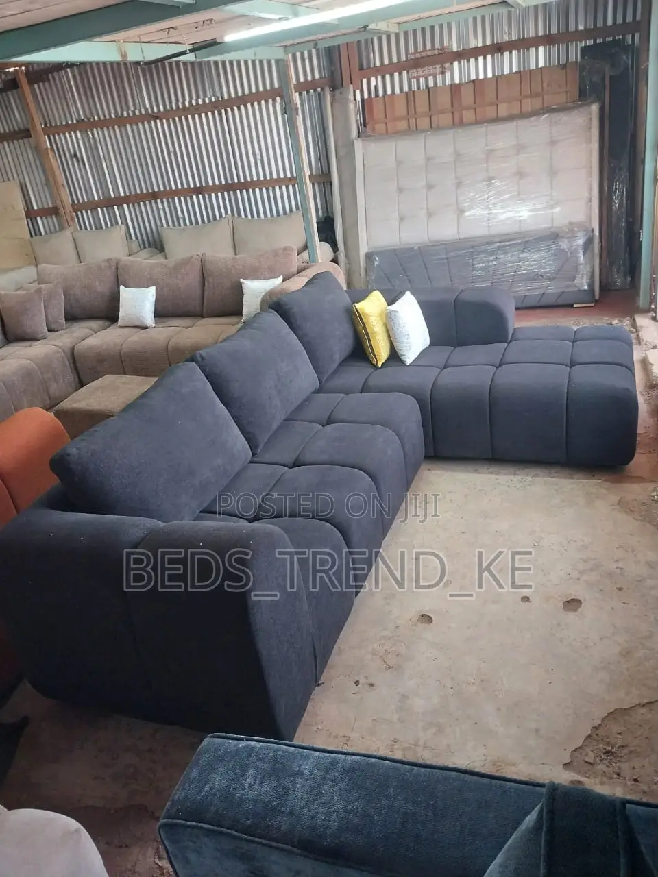 Cushy Bold 6 Seater Bubble L Sofa Set