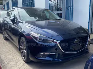 Mazda Axela 2018 Blue
