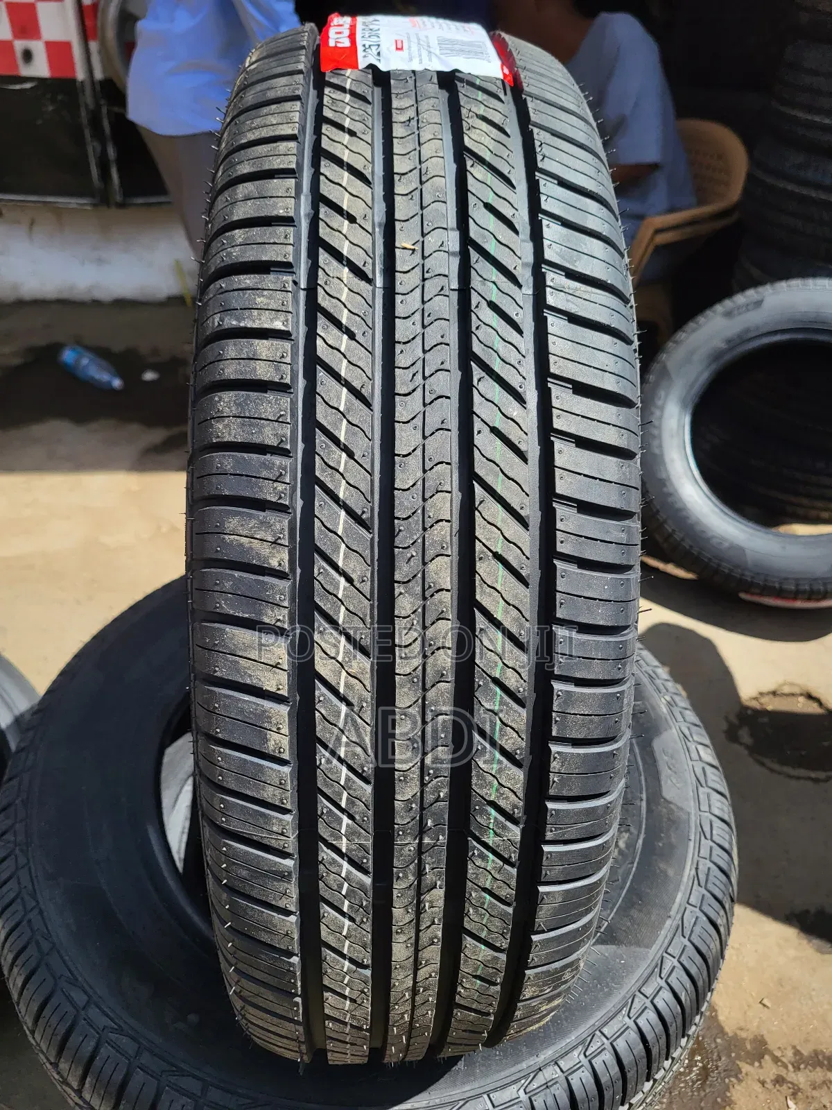 225/65r17 Doubleking H/T