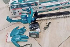 Heavy Duty Cordless Hedge Trimmer