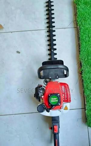 Heavy Duty Petrol Hedge Trimmer - main view