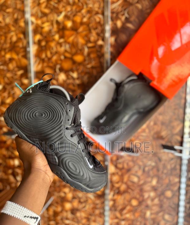 Nike Air Foamposite - thumbnail 2