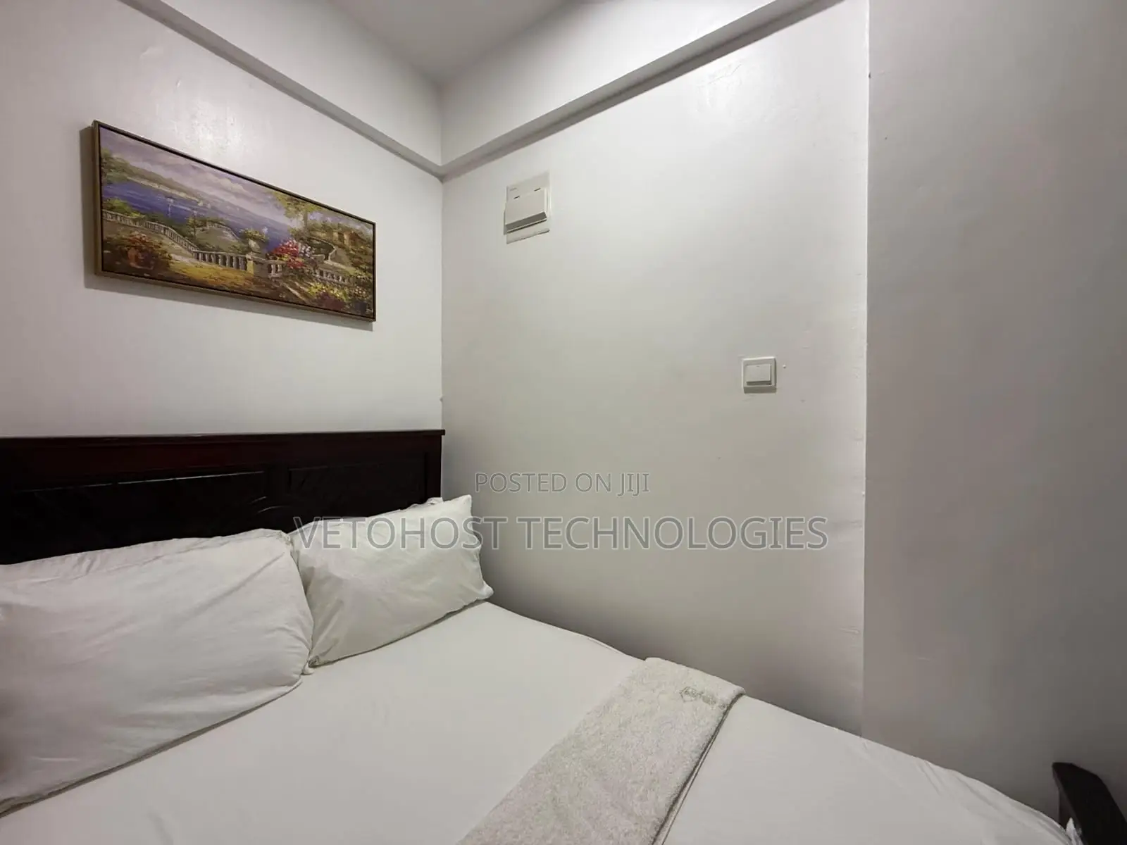 Spacious 2-Bedroom Airbnb— Immediate Check-in at Membley, Membly