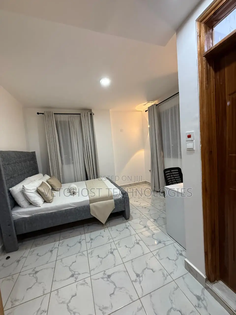 Spacious 2-Bedroom Airbnb— Immediate Check-in at Membley, Membly