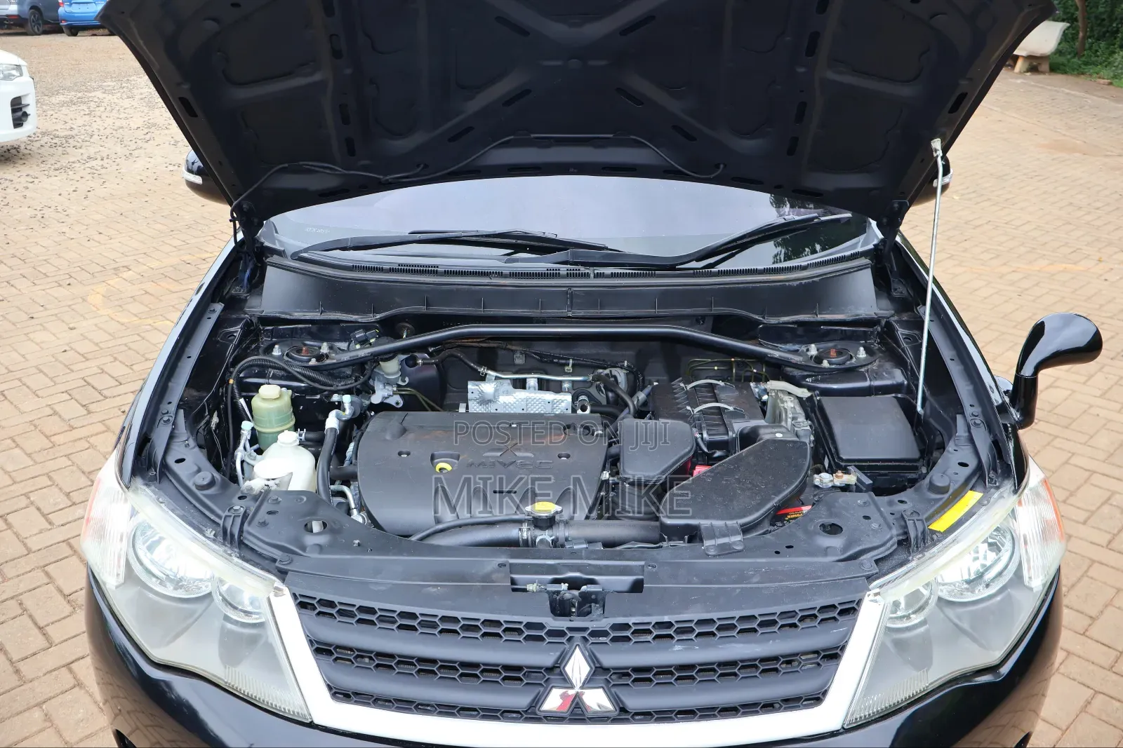 Mitsubishi Outlander 2011 Black