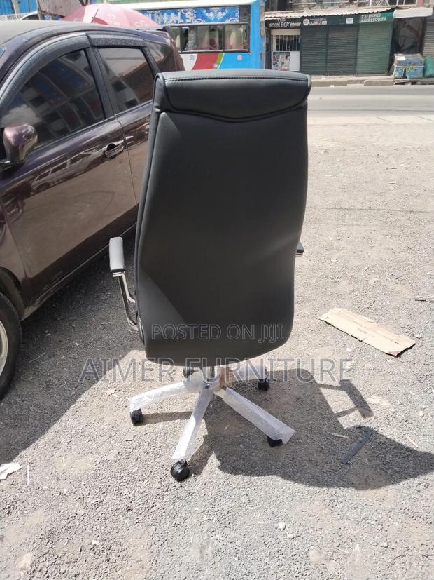 Boss Executive Office Chair - thumbnail 2