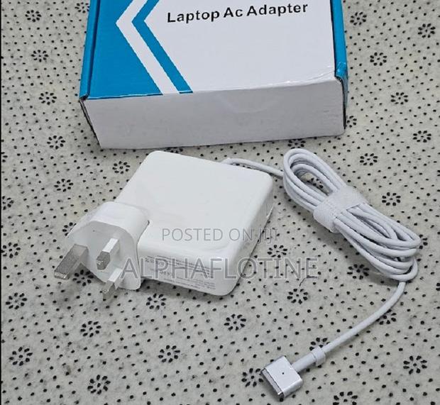 85w Power Adapter - iPhone Charger (T- Connector) - main view