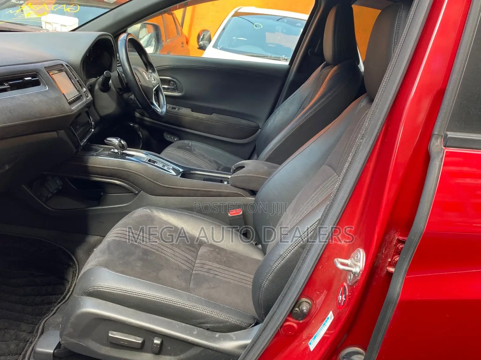 Honda Vezel 2019 Red