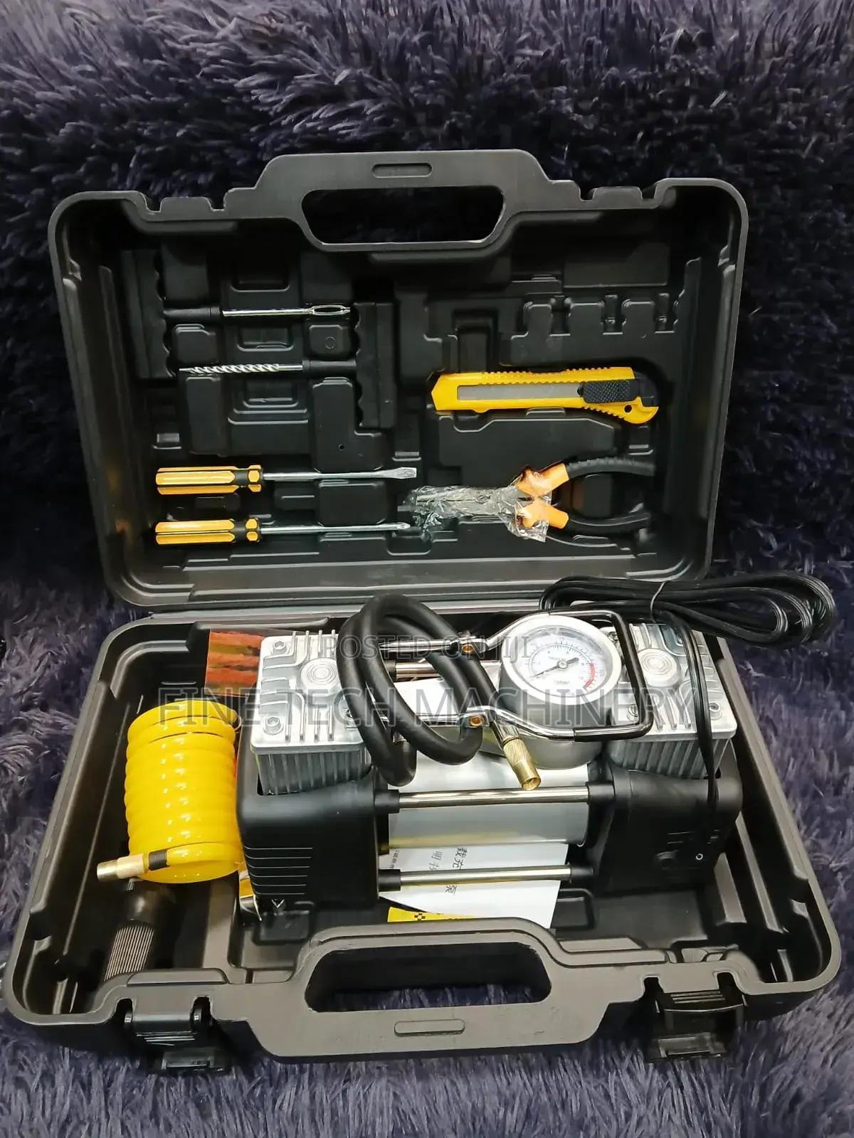 This Is a Portable Dual-Cylinder Car Air Compressor