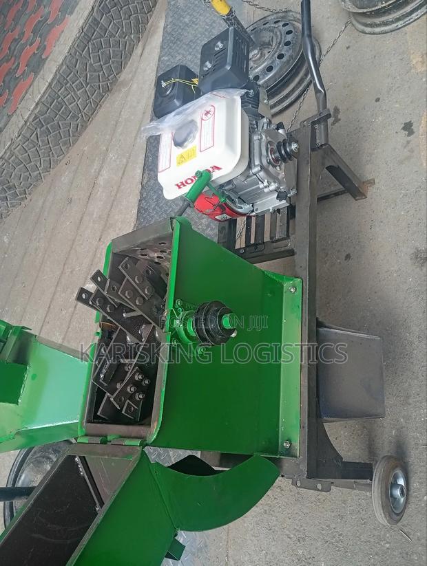 Maize Chopper With Engine - thumbnail 3