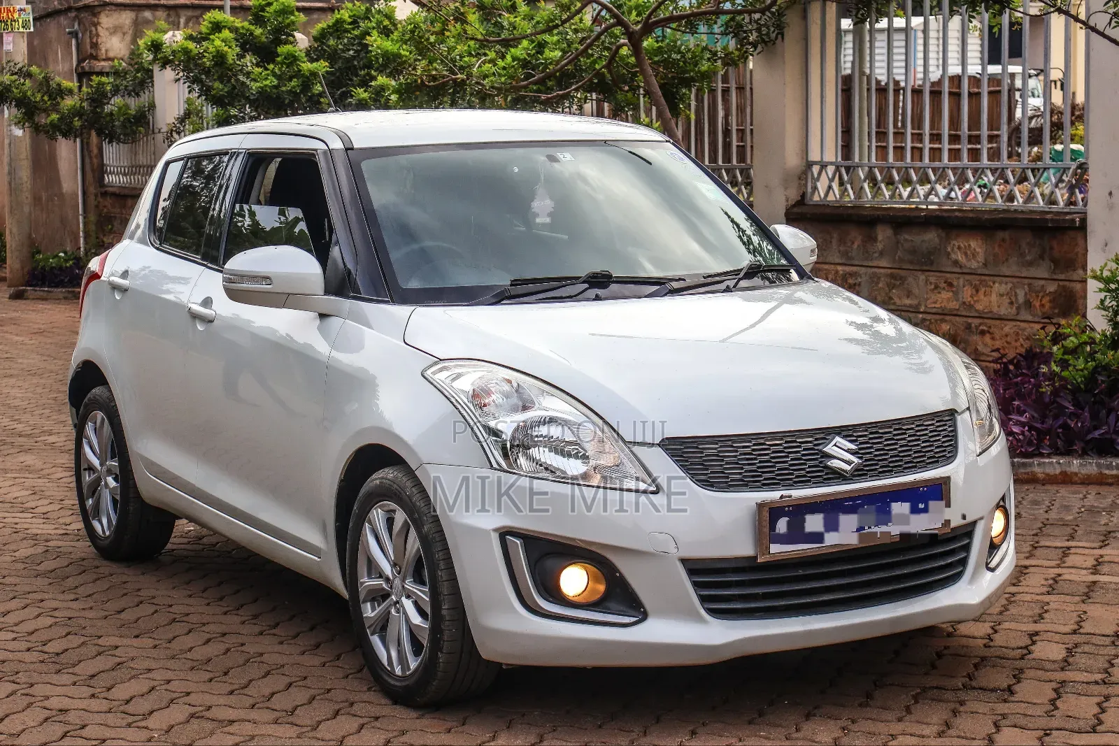Suzuki Swift 2016 White