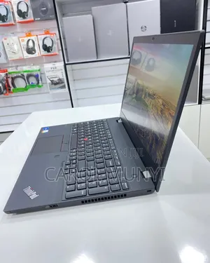 New Laptop Lenovo Thinkpad T15 Gen1 16GB Intel Core I5 SSD 256GB