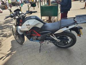 Benelli TNT 2020 White - main view