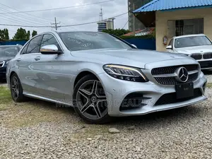 Mercedes-Benz C180 2019 Silver
