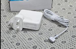 Macbook Pro Power Adapter, T-Tip 85-Watts - thumbnail 2